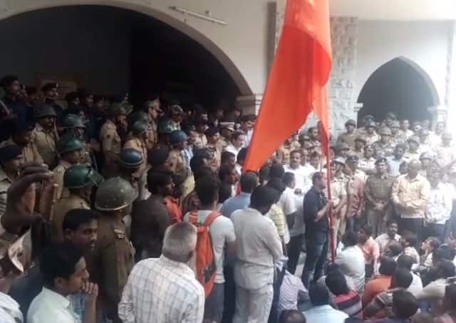 भिडे गुरुजींवरील गुन्हा मागे घ्या, सांगलीत समर्थनार्थ मोर्चा