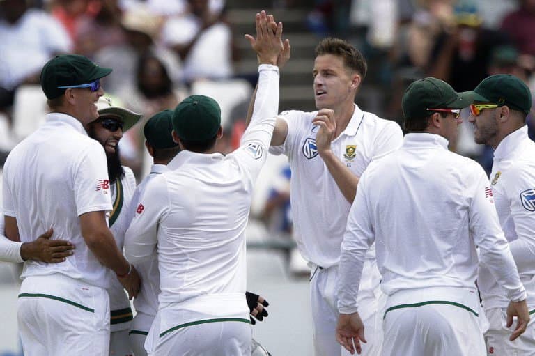 दक्षिण आफ्रिकेने भारताचा विजयरथ रोखला, 72 धावांनी मात South Africa beat team India by 72 runs in Capetown test दक्षिण आफ्रिकेने भारताचा विजयरथ रोखला, 72 धावांनी मात