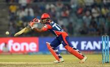 ऋषभ पंतचं वादळी शतक, रोहित शर्मालाही मागे टाकलं