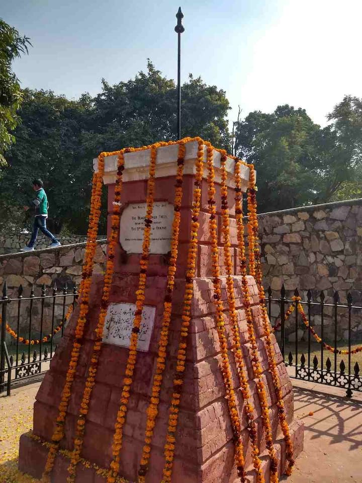 पानिपतमधल्या ऐतिहासिक काला आम युद्धभूमीवर दरवर्षीप्रमाणे यंदाही मराठा शौर्य दिनाचं आयोजन करण्यात आलं होतं.