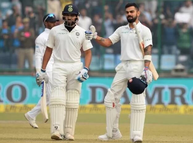 द. आफ्रिकेविरुद्धच्या दुसऱ्या कसोटीत टीम इंडियाला एका मोठ्या भागीदारीची गरज असताना धडाकेबाज फलंदाज रोहित शर्मा अवघ्या 10 धावांवर बाद झाला. पहिल्या कसोटीप्रमाणे दुसऱ्या कसोटीतील पहिल्या डावातही तो सपशेल अपयशी ठरला. त्यामुळे आता सोशल मीडियावर त्याला मोठ्या प्रमाणात ट्रोल केलं जात आहे. 