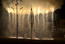 सिद्धरामेश्वराच्या यात्रेत आकर्षक रोषणाईसह शोभेच्या दारुकामाची रंगत