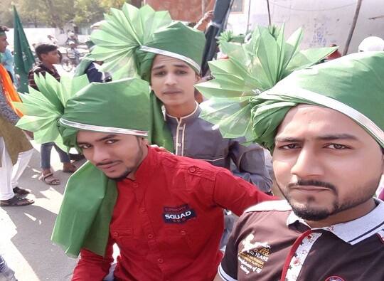 लग्न काही दिवसांवर, तिघा मित्रांचा अपघातात जागीच मृत्यू