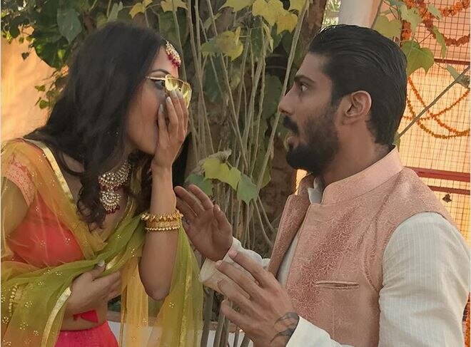 Actor Prateik Babbar gets engaged to girlfriend Sanya Sagar in Lucknow latest update अभिनेता प्रतीक बब्बरचा गर्लफ्रेण्ड सान्या सागरसोबत साखरपुडा