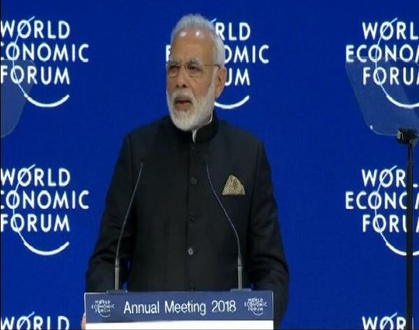 pm narendra modi speech to global ceos at world economic forum भारताचा जीडीपी सहा पटीने वाढला : पंतप्रधान मोदी