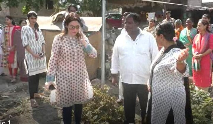 Anjali tendulkar visits bhattewadi again to see Organic farming अंजली तेंडुलकर अहमदनगरच्या शेतकऱ्यांमध्ये, सेंद्रिय शेतीला भेट