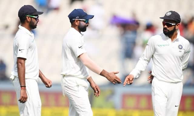 बुमराचे पाच बळी, आफ्रिकेला १९४ धावांत रोखण्यात यश