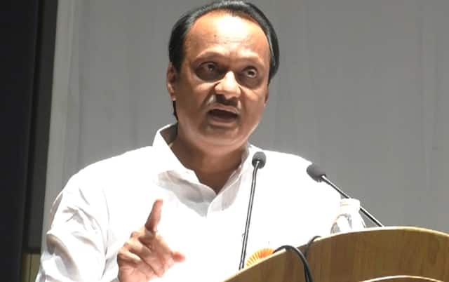 अजित पवारांवर 'सामना'मध्ये जहरी टीका