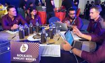 आयपीएल लिलावात केकेआरच्या या \'मिस्ट्री गर्ल\'चीच चर्चा