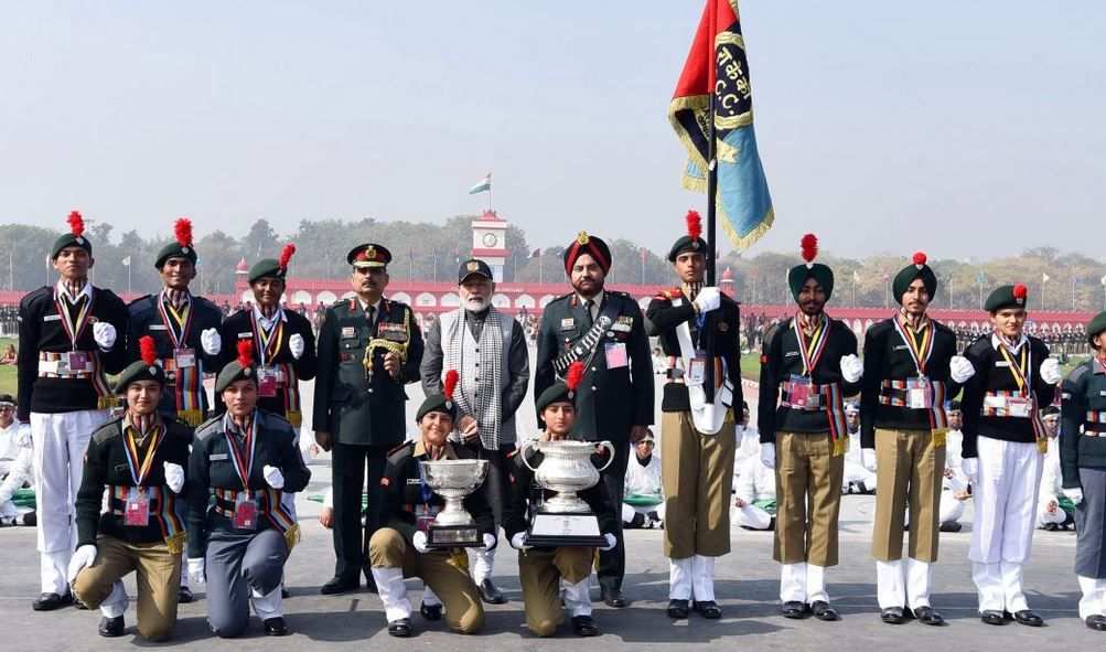 पुण्याच्या सर्वेश नावंदेला सर्वोत्कृष्ट कॅडेटचं सुवर्णपदक