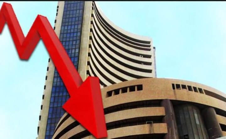 Sensex breaks below 38000, Nifty below 11500 point  शेअर बाजारात मोठी घसरण