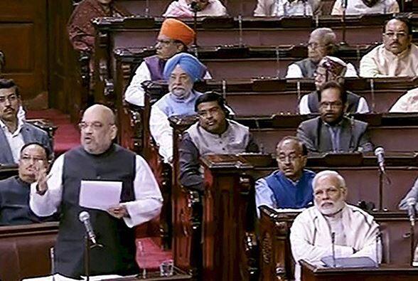 भजीवाल्यांची तुलना भिकाऱ्यांशी का? राज्यसभेत अमित शाह बरसले