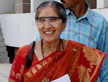 पंतप्रधानांच्या पत्नी जशोदाबेन मोदी कार अपघातात जखमी