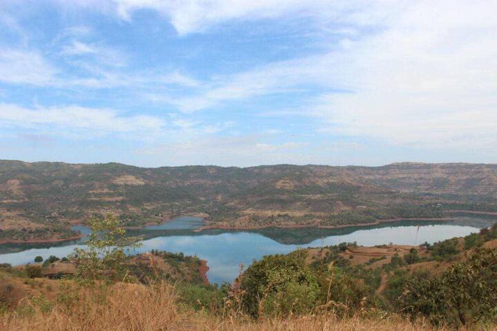 पुण्यात होणाऱ्या एंड्युरो स्पर्धेत सायकलिंग, रॅपलिंग, कयाकिंग, स्विमिंग अशा शरीराच्या कस पाहणाऱ्या स्पर्धा होतात. ( फोटो सौजन्य : NEF Enduro )