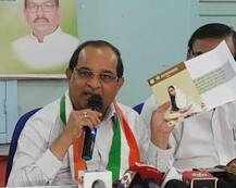 \'\'विद्यार्थ्यांना अवांतर वाचनासाठी घेतलेल्या पुस्तकात आक्षेपार्ह मजकूर\'\'