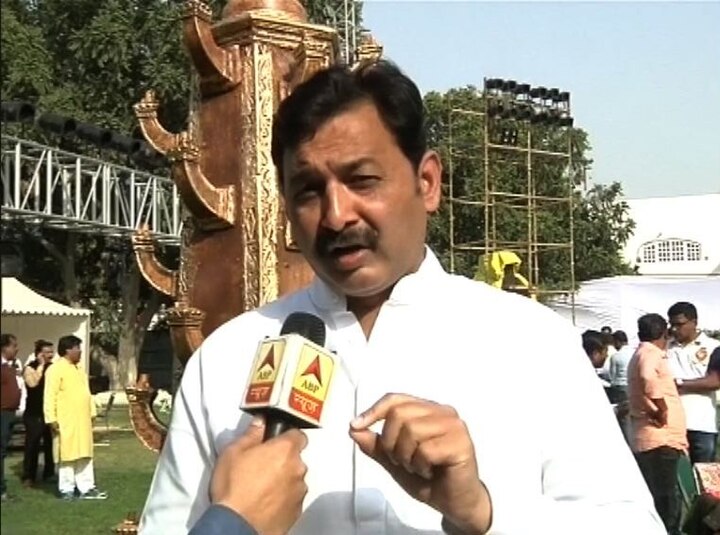 MP Sambhajiraje warns to Shripad Chhindam over objectionable words about Shivaji Maharaj शिवरायांबद्दल अपशब्द काढणाऱ्याला महाराष्ट्रातून हद्दपार करा : संभाजीराजे