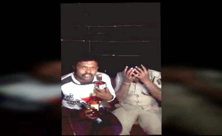 two forest guard suspended who drunk wine on shivneri fort किल्ले शिवनेरीवर मद्यपान करणारे फॉरेस्ट गार्ड निलंबित