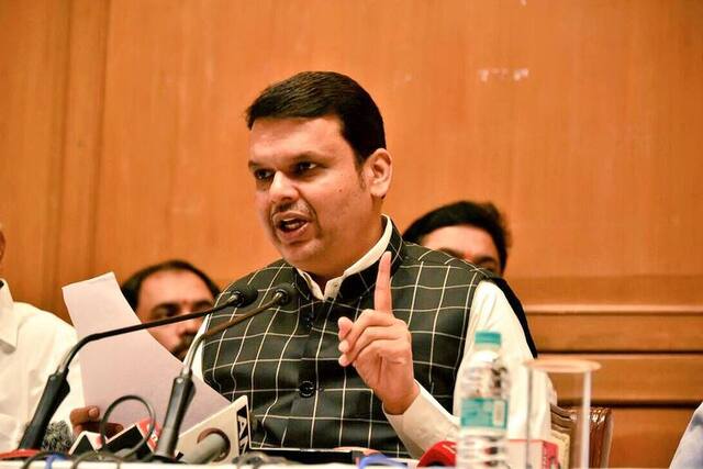 मुंबई विकास आराखड्याला मुख्यमंत्र्यांचा हिरवा कंदील