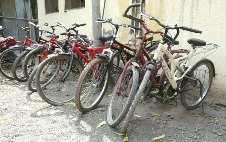 Akola : tenth standard student stole cycles to eat pani puri latest marathi news updates पाणीपुरी खाण्याचा शौक, दहावीच्या विद्यार्थ्याने 8 सायकल चोरल्या