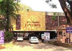 पुण्याचा मानबिंदू बालगंधर्व रंगमंदिर पाडून नव्याने बांधणार