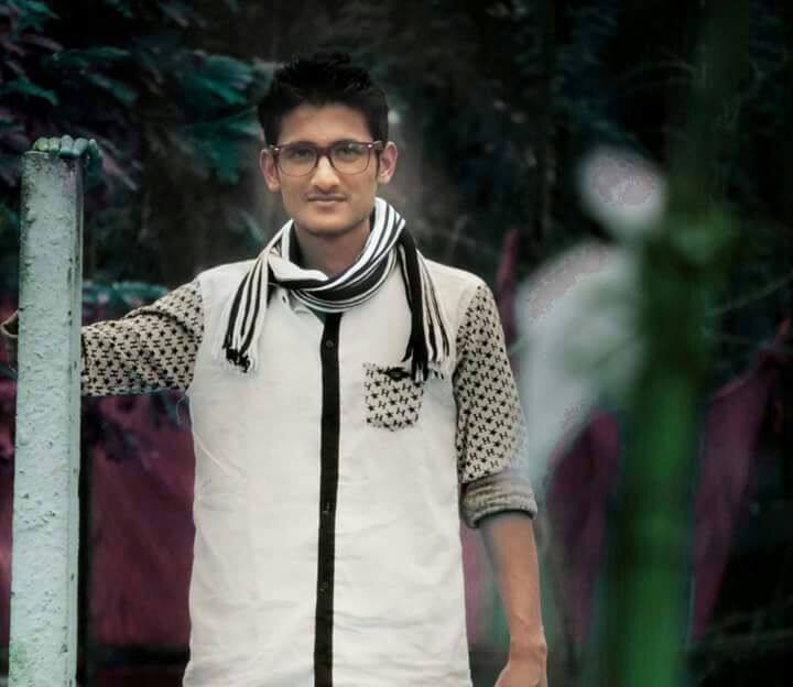 22 years boy cu 'बाबा मी चाललो', व्हिडीओ रेकॉर्ड करुन औरंगाबादमध्ये तरुणाची आत्महत्या