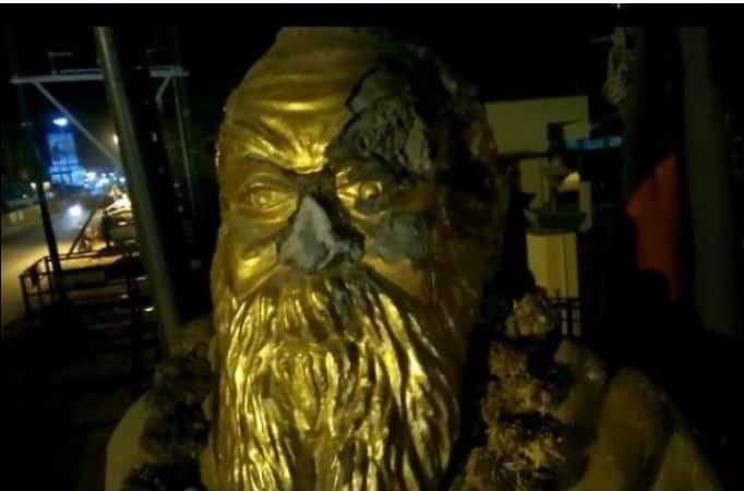 तामिळनाडूत पेरियार यांच्या पुतळ्याची विटंबना after lenin the idol-of-periyar-was-damaged-in-tamil-nadu-two-persons-arrested तामिळनाडूत पेरियार यांच्या पुतळ्याची विटंबना