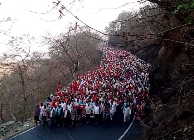 Long March under leadership of kisan sabha from nashik to mumbai किसान सभेचा नाशिक ते मुंबई विराट मोर्चा, हजारो शेतकरी सहभागी
