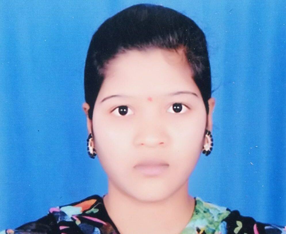 टीव्ही रिमोटच्या भांडणातून तरुणीची गळफास घेऊन आत्महत्या 19 year old girl committed suicide in Bhiwandi latest update टीव्ही रिमोटच्या भांडणातून तरुणीची गळफास घेऊन आत्महत्या