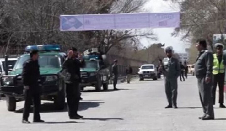 terrorist attack in afghanistan near kabul university काबुल विद्यापीठाबाहेर बॉम्बस्फोट, 25 जणांचा मृत्यू