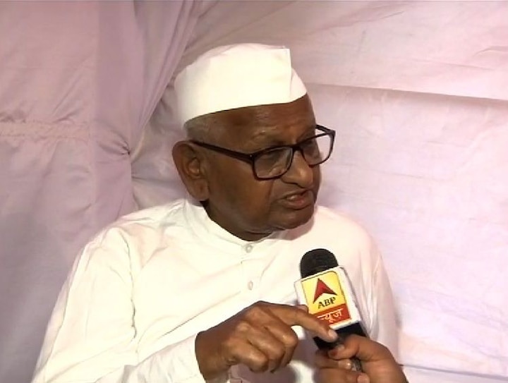 Govt pressure on media alleges anna hazare on day four of Janlokpal agitation अण्णा हजारेंच्या आंदोलनावर उद्यापर्यंत तोडगा निघेल : गिरीश महाजन