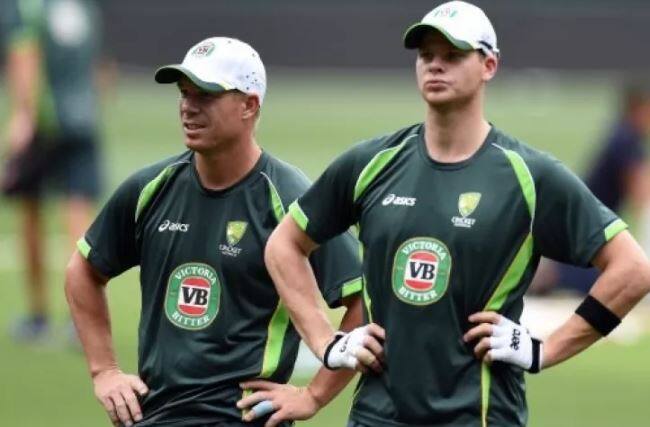 ऑस्ट्रेलियाचा माजी कर्णधार स्टीव्ह स्मिथ आणि माजी उपकर्णधार डेव्हिड वॉर्नर या दोघांवरही बारा महिन्यांची बंदी घालण्यात आली, तर त्यांचा सहकारी खेळाडू कॅमेरुन बॅनक्रॉफ्टला नऊ महिने क्रिकेट खेळता येणार नाही. शिवाय स्मिथ आणि वॉर्नरला यावर्षी आयपीएलही खेळता येणार नाही.