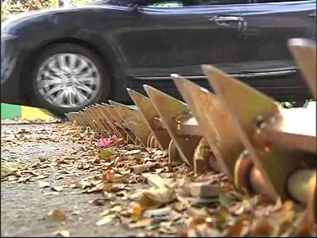 टायर किलर हटवा, पुणे पोलिसांची अॅमनोरा पार्कला नोटीस