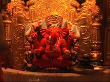 अंगारकी चतुर्थीनिमित्त सिद्धिविनायक मंदिरात अलोट गर्दी