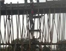 औरंगाबादेत कमानीखाली दबून दोन मजुरांचा मृत्यू, सात जखमी