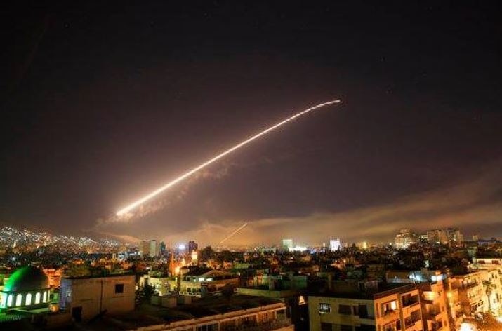 us president donald trump says us france britain strikes on syria now underway सीरियावर अमेरिकेकडून हवाईहल्ले, ब्रिटन, फ्रान्सचा हल्ल्य़ाला पाठिंबा