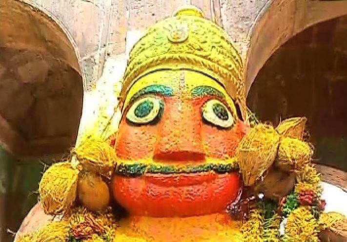 दुपारी ही पालखी पुन्हा गडावर पोहचेल. 