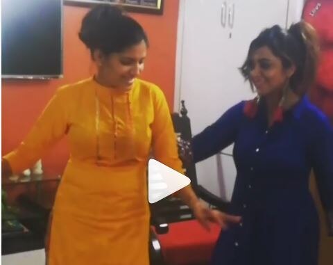 Bigg Boss 11's Arshi Khan, Sapna Chaudhary dance on rashke qamar latest update VIDEO : सपना चौधरी-अर्शी खानचे 'रष्के कमर'वर ठुमके