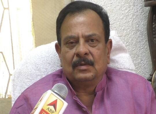 काश्मिरमध्ये अडकले, पैसे ट्रान्सफर करा, महिलेचा आमदारांना गंडा