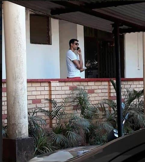 दिल्लीच्या प्रदूषणाला कंटाळला, आशिष नेहरा गोव्यात स्थायिक!