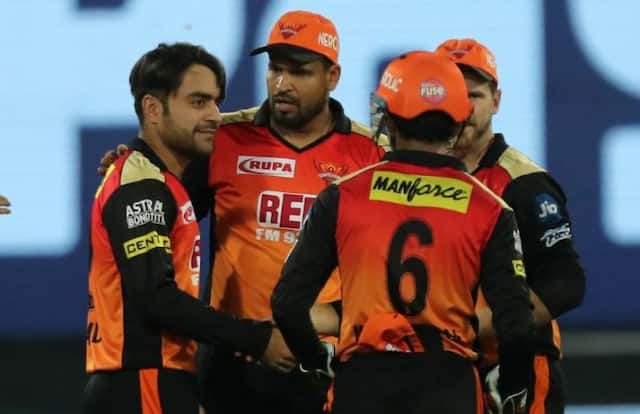 सनरायझर्स हैदराबादचा सनसनाटी विजय, पंजाबचा दारुण पराभव