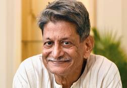 ज्येष्ठ साहित्यिक, नाटककार किरण नगरकर यांचं निधन