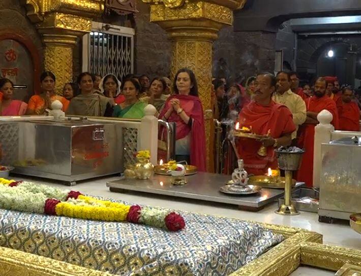 आपण फक्त मुंबई इंडियन्सच्या विजयासाठी प्रार्थना करायला आलो होतो, असं नीता अंबानींनी सांगितलं.