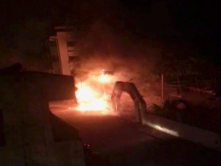 DP Blast in Solapur due to heat wave latest update सोलापूरच्या राघवेंद्र नगरमध्ये डीपीचा भीषण स्फोट