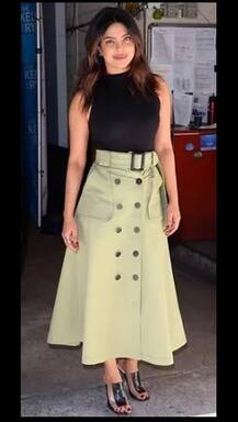 प्रियांका चोप्राचा  हटके लूक