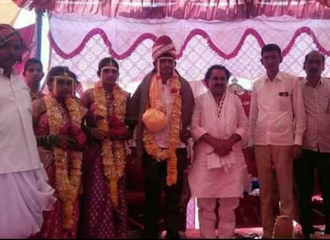 एकाच मंडपात युवकाचा दोघी बहिणींशी विवाह एकाच मंडपात युवकाचा दोघी बहिणींशी विवाह