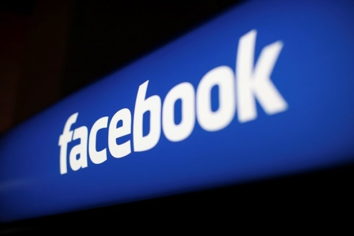 facebook fined 5 lakh pound for cambridge analytica scandal  डेटा चोरी प्रकरण : फेसबुकला पाच लाख पाऊंडचा दंड