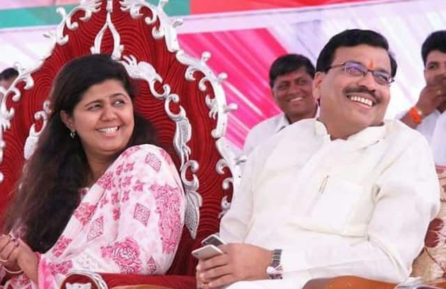 पंकजांचा मास्टरस्ट्रोक, रमेश कराड यांचा अर्ज मागे!