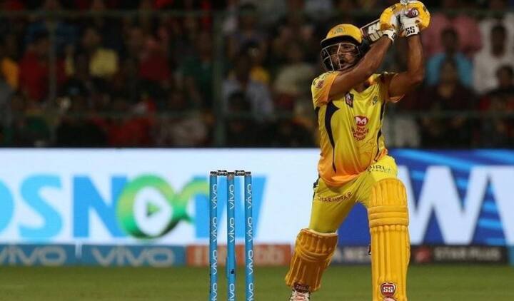 अंबाती रायडू : टीम इंडियात स्थान तर मिळवलं, मात्र कामगिरीत सातत्य न राखल्यामुळे संधी न मिळालेल्या अंबाती रायडूचं टीम इंडियात पुनरागमन झालं आहे. यावर्षी आयपीएलमध्ये तो चेन्नई सुपरकिंग्जकडून खेळत आहे. त्याने आतापर्यंत 10 सामन्यांमध्ये 151.61 च्या स्ट्राईक रेटने 423 धावा केल्या आहेत. रायडूची इंग्लंड दौऱ्यासाठी निवड करण्यात आली आहे.