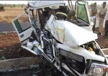 लग्नानंतर देवदर्शनाला गेलेल्या नवरदेवाचा अपघाती मृत्यू