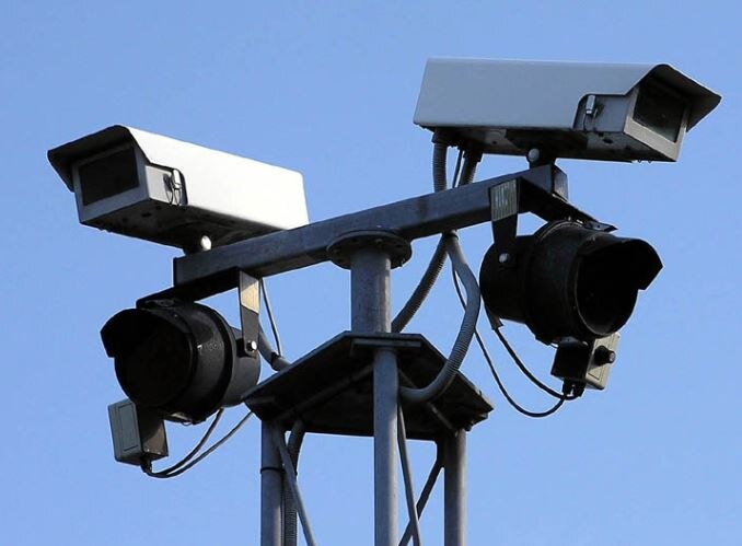 Installing CCTV cameras is against Islam says Darul Uloom सीसीटीव्ही वापरणं इस्लामविरोधी, दारुल उलूमचा फतवा